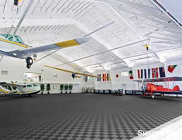 Commercial hangar flooring using Ribtrax Pro floor tiles