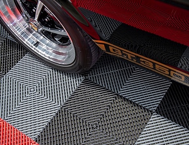 world of wheels auto show flooring